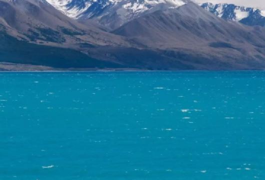 新西兰皇后镇米尔福德峡湾+米尔福德路【中文包车+12小时】【尊享一对一高端行程定制，豪华包车专属礼遇，专业旅行顾问24小时恭候垂询。】