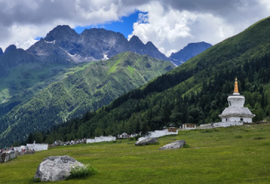 四姑娘山景区直通车（【三十九-五十】座大巴车）【四姑娘山大巴车往返，成都出发，畅游东方阿尔卑斯！】