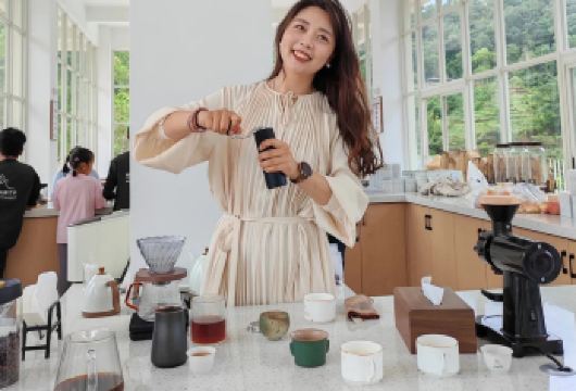 【咖啡庄园9选1】普洱太阳河森林公园+ 咖啡庄园一日游【普洱小众浸式体验：一日畅游普洱，与小熊猫零距离互动，深度体验咖啡从种子到杯子的全过程】