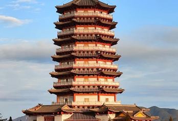 龙岩出发打卡天宫山+龙崆洞包车一日游|周边优选路线+上门接送【专车无缝衔接天宫山云海与龙崆洞奇观，高效游玩，免去交通周折】