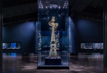 成都三星堆+熊猫基地：探秘《山海经》原型，对话国宝熊猫C【双世遗黄金CP：全球唯wei一青铜文明遗址+熊猫科研基地跨界组合】