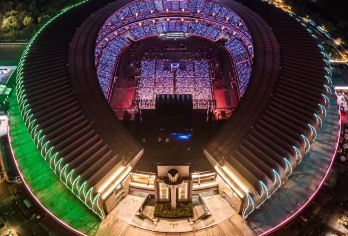 【济南旅服中心】趵突泉＋五龙潭+济南奥体演唱会接送专属一日游【[品质之旅]官方·济南市旅游服务中心，超百万游客选择，金牌导游给您家人般的陪伴，深入简出趣味讲解！】