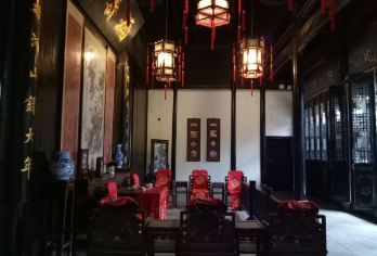 李鸿章故居+包公园半日游【含导游 2-8人精致小团】【资深导游带队，探秘李鸿章故居风云，漫步包公园悟清廉，2-8 人小团，开启深度文化之旅。】