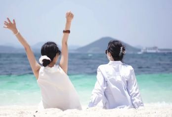 C线：牛岛+城山日出峰+涉地可支+咸德｜济州岛一日游【牛岛是离岛｜环岛一周｜打卡果冻海｜白沙滩｜黑沙滩｜等闻名景点】