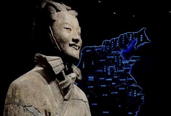 陕西历史博物馆门票+中文讲解+英文指南【丰富文物资源，感受历史魅力】