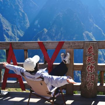 中虎跳+虎跳峡徒步专线拼车【丽江/香格里拉出发直达徒起步点】