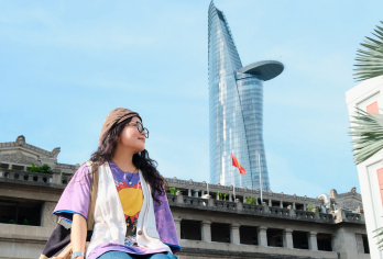 胡志明市早上半日游+西贡中央邮局+统一宫+圣母大教堂【精选胡志明市地标景点，一天尽览历史与文化精华。】