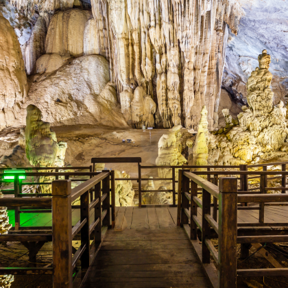 探索天堂洞（亚洲最长的干洞）和非军事区（DMZ）永不被遗忘的