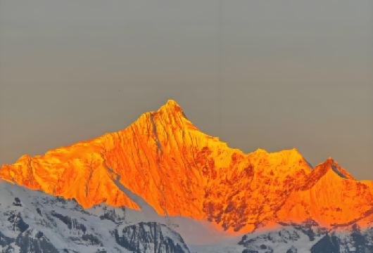 梅里雪山一日游【纯玩、精品特价团、无限氧气、防寒服、赠旅拍】【精品特价团，专业司机、正规运营车（非黑车）赠送简装旅拍】
