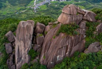 衢州 烂柯山+衢州博物馆+水亭门 【定制出游/行程可调】S【包车出行时间自由、不拼团｜中文司导｜景点可调、可定制多日游】