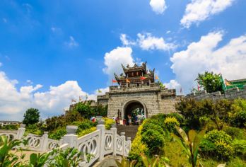 青岩古镇+花溪夜郎谷包车一日游（1单1团睡醒出发 经验司导）【1单1团，独立包车，纯玩无购物】