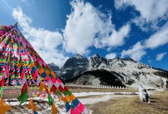 香格里拉巴拉格宗景区一日游【景区直通车+门票+可选特惠佛塔】【[缤纷景点]集雪山、峡谷、冰川、河流、高原湖泊、原始森林于一体】