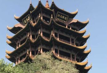 黄鹤楼2H讲解+文博说导师/耳麦/3-8人拼小团含门票/包团【[资深讲解]深度解读诗词文化，黄鹤楼历史娓娓道来，拒绝走马观花。】