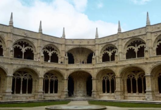 葡萄牙里斯本市区-历史古迹深度游-可全境包车-精选【专属客服和本地中文司机，一家一团包车】