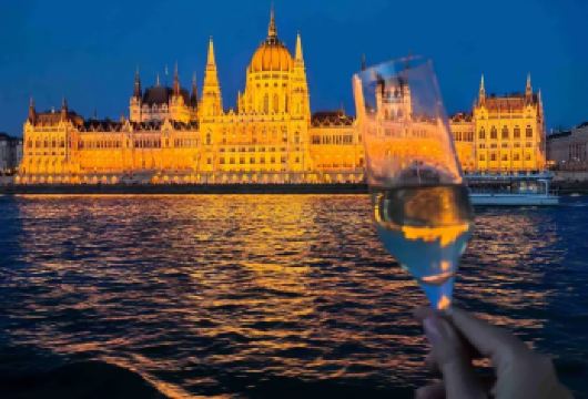 匈牙利布达佩斯市区包车一日游【省时省心+行程灵活+VIP包车一站式服务+中文司导】
