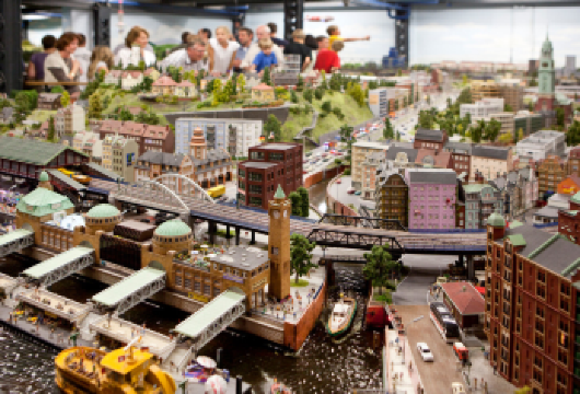 微缩景观世界+汉堡港+圣尼古拉教堂+汉堡国际海事博物馆包车【精品包车，私享空间，上门接送，轻松出行】