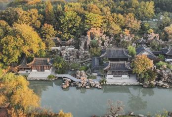 南京-扬州一日游：瘦西湖+大明寺+东关街  景点可调可定制G【全程中文/英文/俄语/小语种服务，沟通无障碍，景点可调,多种车型可选】