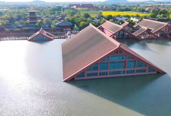 上海广富林文化遗址+上海影视乐园一日游《感受上海的古往今来》【寻上海之根，探秘上海千年文化根脉，畅玩有趣的影视基地乐园】