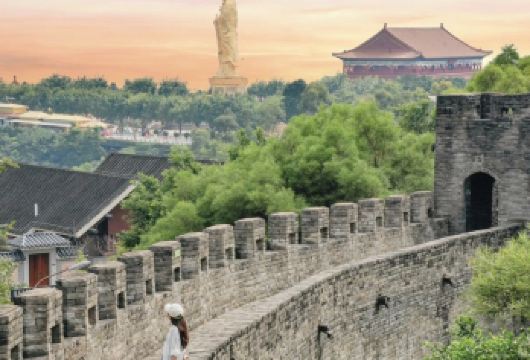 私家小团上门接送|广州番禺莲花山+沙湾古镇+余荫山房一日游【私家旅行：一单一团，不拼客，专属旅行； 品质服务：车上门接送，专职司机护航】