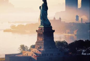 【玩转纽约】自由女神像+华尔街+帝国大厦+时代广场包车一日游【纽约包车精华一日游：自由女神像+华尔街+帝国大厦+时代广场】