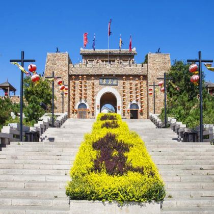 竹泉村+红石寨一日游【8人小团/红石古镇/山间小村/古村落】