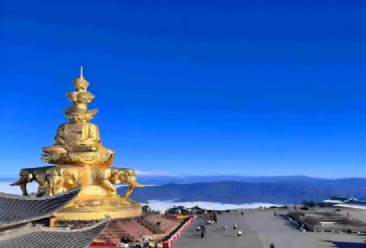 峨眉全景【金顶+生态猴区】VIP包车一日游小团含门票上门接送【[品质承诺]亲子游必选。出发时间可自由调节。成都三环内任何地方或者酒店上门接，和行程结束后回送。】