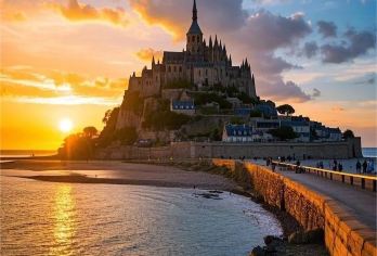 圣马丁花园＋圣米歇尔教堂＋埃兹热带植物园【漫游南法风情】【山海秘境探索：深入尼斯周边小众景点，解锁 “蓝色海岸” 鲜为人知的浪漫。】