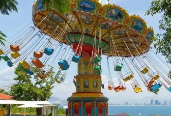 芽庄珍珠岛游乐园一日游：异域迪士尼乐园+高空跨海缆车体验【[郑重承诺]本线路一日游行程，提供市区酒店上门接送，无购物，无自费，只认真专心做服务！】