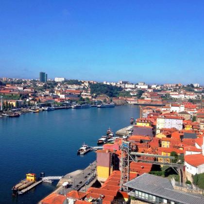 葡萄牙波尔图+阿维罗博物馆一日游/童话水城-行程可调-可定制