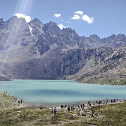 【武威】祁连山冰沟河+柴尔龙海天池+陪爬【含门票+景交车】