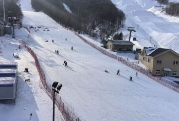 亚布力滑雪旅游度假区一日游【2-6人小团/纯玩无购物】【2-6人精致小团更安全惬意/纯玩无购物/亚布力往返接送】