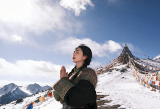 【冬季热卖●观日出●赏蓝冰】拉脊山+日月山+青海湖专线一日游【[放心消费]我社保证全程消费透明，无套路，让您感受青海人带给您的质朴服务！】