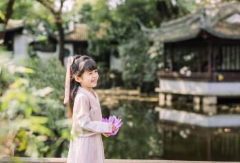 绍兴柯岩风景区+鉴湖+鲁镇社戏纯玩半日游【[品质出游]不进购物店、不安排自费景点，全程纯玩，专业导游讲解。】