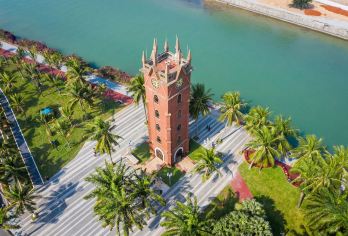 海口五公祠+海口钟楼+骑楼老街+西秀海滩公园+观海台+万绿园【[上门接送，精致小团]】