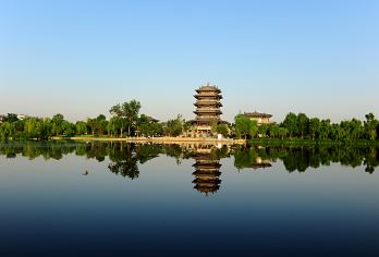 济南趵突泉+大明湖包车游【济南周边/济南至泰安/济南至曲阜】【想你所想，给你不一样的体验】