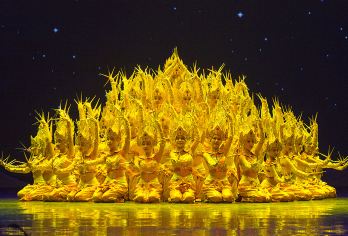 曼听御花园+“澜沧江·湄公河之夜”歌舞篝火晚会一日游【名族特色餐，名族舞蹈，水灯祈福，名族篝火狂欢，】