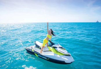 万宁加井岛一日游【石梅湾海滩露营+三亚接送+网红打卡地+纯玩【网红营地、海岛浮潜（包含拍照）航拍玻璃船、海上浮毯、沙滩露营、旅拍】