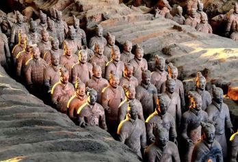 西安兵马俑+华清宫+16人拼团一日游【可选长恨歌 品质团】【16人精品小团、配备专业导游、导游带团5年以上、讲解生动、安全出行、性价比高、品质好】