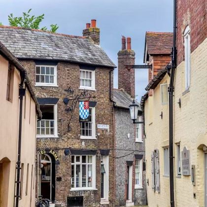 英国伦敦往返周边小镇 白崖古镇Lewes城堡【可定全境包车】