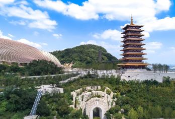 商务车丨英文导游丨中山陵+牛首山+夫子庙+瞻园【金陵经典精华景点，晚出发不早起】