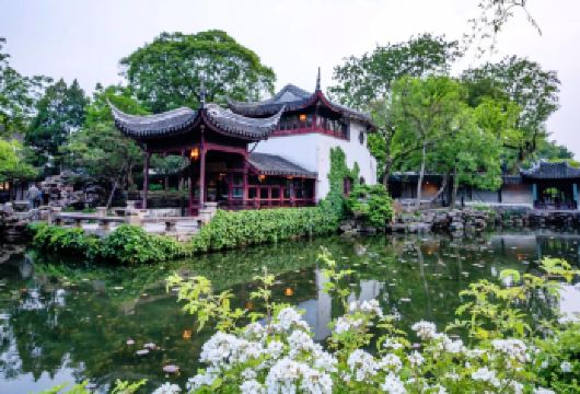 苏州拙政园+平江路+周庄+游船一日游【双5A景区•园林水乡】【[服务保障]此线路自主运营，服务至上，严选优秀导游，纯玩天天发班，随订随走。】
