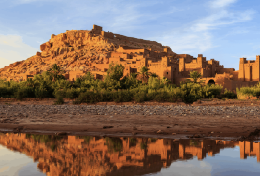 阿特拉斯山脉一日游 | 4x4越野探险之旅（马拉喀什出发）【探访Lalla Takerkouste湖，碧水映山峦，宛如沙漠绿洲，尽享宁静壮美。】