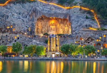 少林寺+龙门石窟一日游【三环内上门丨赠用耳麦丨不安排购物店】【河南2大核心IP景区精华游览；成人含价值20元双景耳麦讲解；三环内免费接。】