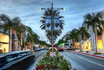 【美国洛杉矶包车】圣莫尼卡海滩+比佛利山+好莱坞星光大道【[10h中文包车服务]全程独立用车！不拼团！拒绝与陌生人拼团，私密空间更自在，行程节奏完全由你掌控。】