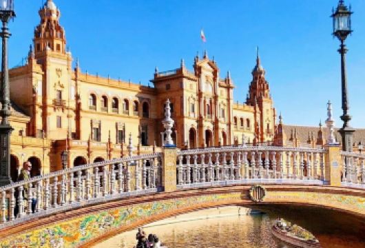 西班牙塞维利亚市区-网红景点-都市阳伞等文艺路线-包车-精选【专属客服和本地中文司机，一家一团包车】