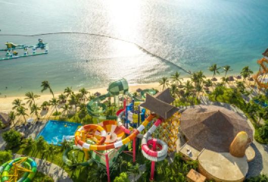 越南芽庄珍珠岛游乐园一日游【酒店专车接送+跨海缆车或快艇】【当地司机专车出行，一对一专属客服，品质有保障】