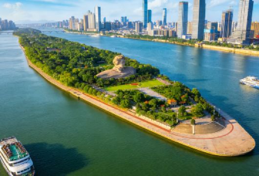 橘子洲+省博物馆+岳麓山爱晚亭+岳麓书院+火宫殿●长沙一日游【湖南中铁国旅 五星级旅行社 品质有保证，无推销 无购物，放心出行！】