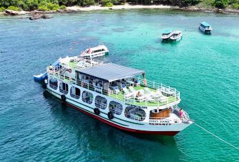 富国岛大船三岛游+香岛缆车【浮潜+水上乐园+酒店接送+午餐】【[游览富国醉美三岛]享受终JI海滩之旅】