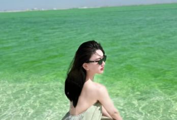 格尔木出发敦煌结束【察尔汗盐湖+翡翠湖】双湖深度游一日游【精品小团2-6人，天天发车，亲子家庭旅行，朋友结伴，出游更尽兴；】