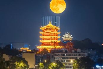 江湖武汉黄鹤楼-湖北省博物馆-东湖一日游【经典武汉纯玩】【当地向导带队、趣味讲解！不走马观花！贴心服务，保证品质！无购物无自费无隐形消费，爸妈亲子放心出游。】